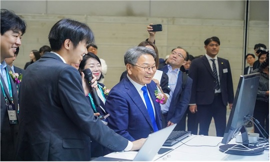 [보도자료] 인공지능(AI) 청년창업을 선도하는 한국장학재단, 광주청년창업센터 입주기업 ‘린에자일헝그리...